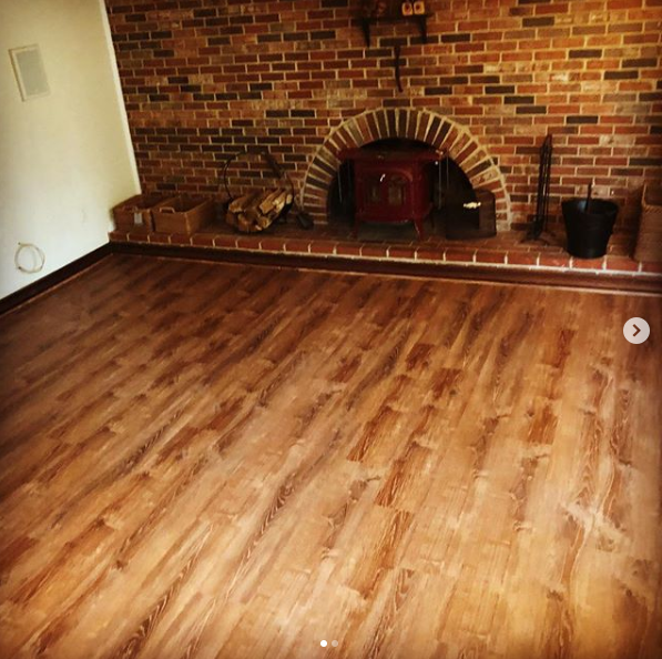 hardwood flooring installation services for residential and commerical properties